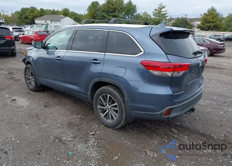 2018 Toyota Highlander Xle from USA, damaged, VIN 5TDJZRFHXJS887181